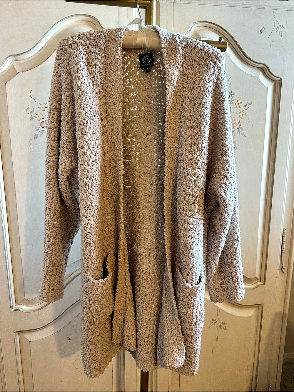 Bobeau Open Front Patch Pocket Popcorn Cardigan in Putty